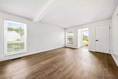 6824 Beacon Drive #D, Mentor, OH 44060 - Photo 7
