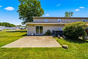 6824 Beacon Dr, Mentor, OH 44060 - Photo 3