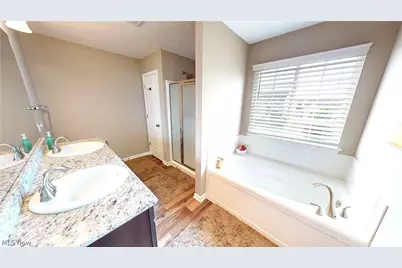 940 Longitude Lane, Amherst, OH 44001 - Photo 15