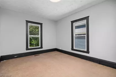 1592 Newman Avenue, Oakwood, OH 44107 - Photo 23