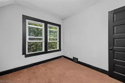 1592 Newman Avenue, Oakwood, OH 44107 - Photo 15