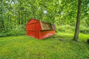 1960 Dadeyville Rd, Austinburg, OH 44010 - Photo 17
