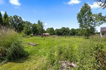 8134 Oberlin Road, Elyria, OH 44035 - Photo 5