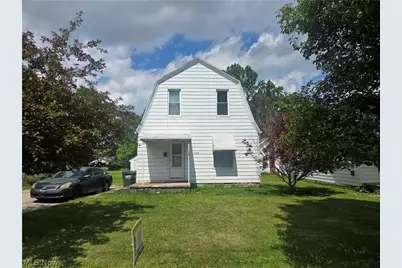 1725 E 290 Street E, Wickliffe, OH 44092 - Photo 1
