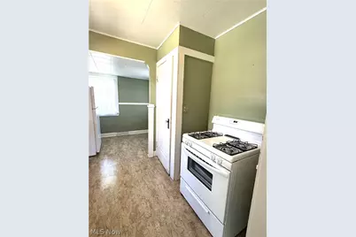 2187 Olive Avenue, Oakwood, OH 44107 - Photo 13