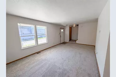 1004 Bellows Street, Akron, OH 44311 - Photo 13