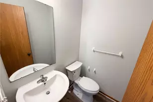 1004 Bellows St, Akron, OH 44311 - Photo 11