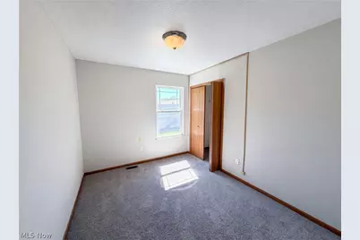 1004 Bellows Street, Akron, OH 44311 - Photo 7