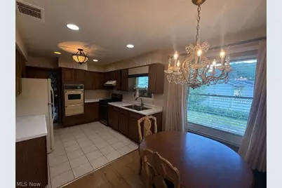 2500 Rosewood, Youngstown, OH 44505 - Photo 5