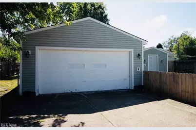 1614 E 49th Street, Ashtabula, OH 44004 - Photo 3