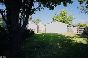 1614 E 49th St, Ashtabula, OH 44004 - Photo 5