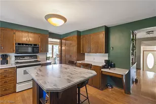81 Lerue St, Apple Creek, OH 44606 - Photo 5