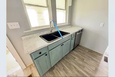 323 5th Street, Lowell, OH 45744 - Photo 5