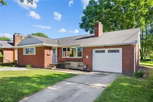 237 9th St NW, North Canton, OH 44720 - Photo 3