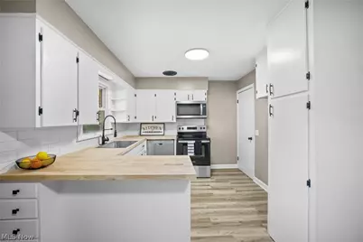 237 9th Street NW, North Canton, OH 44720 - Photo 17