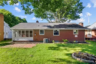 237 9th St NW, North Canton, OH 44720 - Photo 5