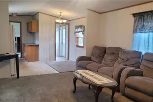 211 Broughton Ave, Marietta, OH 45750 - Photo 3