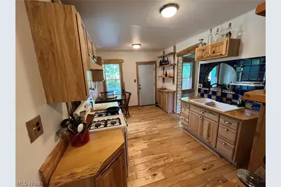 6914 Wakefield Avenue, Loveland, OH 44102 - Photo 9