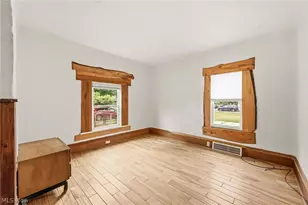 6914 Wakefield Ave, Loveland, OH 44102 - Photo 5