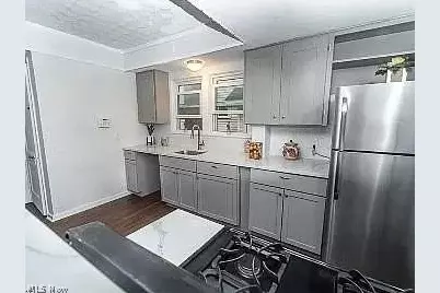 335 Beechwood Drive, Akron, OH 44320 - Photo 5