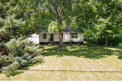353 Southeast Avenue, Tallmadge, OH 44278 - Photo 1
