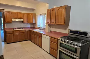 407 Williams Ave, Williamstown, WV 26187 - Photo 13