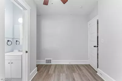 1349 E 115th Street, Loveland, OH 44106 - Photo 17