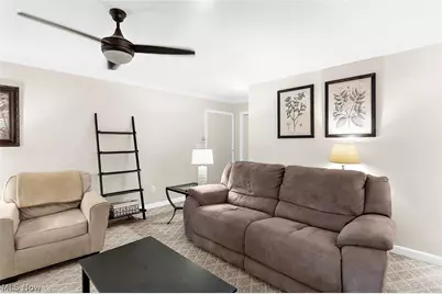 1338 Fox Run Drive, Youngstown, OH 44512 - Photo 21