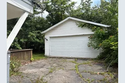 3061 Albion Road, Loveland, OH 44120 - Photo 3