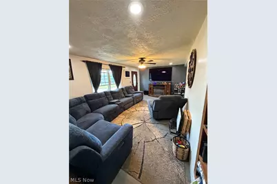 3801 Beck Avenue, Louisville, OH 44641 - Photo 7