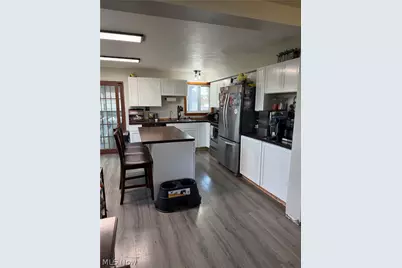 3801 Beck Avenue, Louisville, OH 44641 - Photo 3