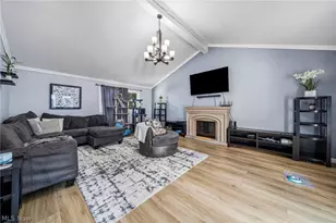 8225 Dartmoor Rd, Mentor, OH 44060 - Photo 23