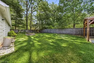 8225 Dartmoor Rd, Mentor, OH 44060 - Photo 7