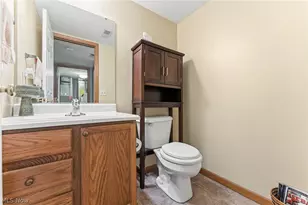5401 Pebble Creek Ln, Perry, OH 44077 - Photo 13
