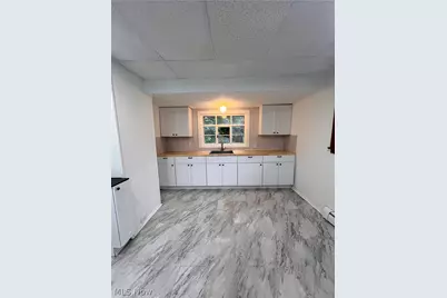 1186 Pondview Avenue, Akron, OH 44305 - Photo 9