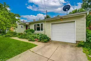 1568 Hagey Dr, Barberton, OH 44203 - Photo 3