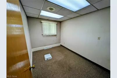 17991 Mahoning Avenue, Lake Milton, OH 44429 - Photo 21