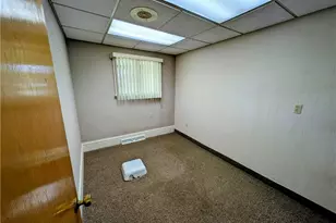 17991 Mahoning Ave, Lake Milton, OH 44429 - Photo 21