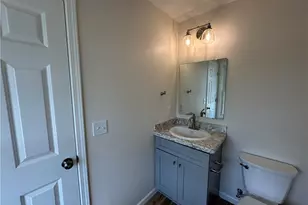 90 Center St, Struthers, OH 44471 - Photo 11
