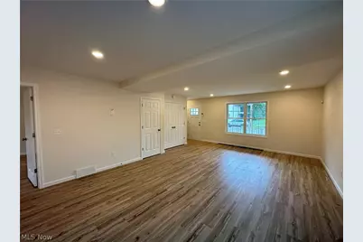 90 Center Street, Struthers, OH 44471 - Photo 5
