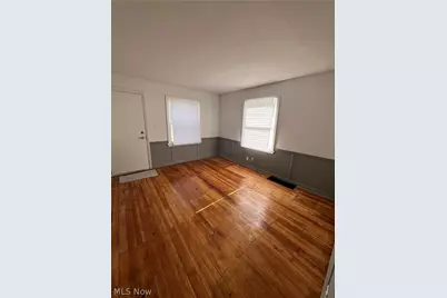 1093 Joy Avenue, Akron, OH 44306 - Photo 3