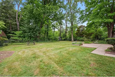 7676 Fairview Avenue, Mentor, OH 44060 - Photo 35