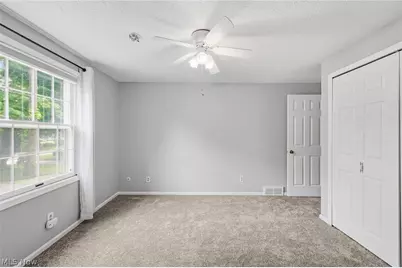 7676 Fairview Avenue, Mentor, OH 44060 - Photo 29