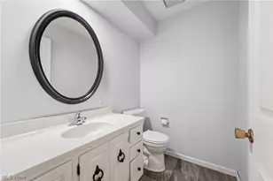 7676 Fairview Ave, Mentor, OH 44060 - Photo 31