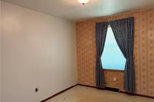 1864 Clyde Rd, Madison, OH 44057 - Photo 9
