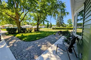 4762 Homewood Dr, Mentor, OH 44060 - Photo 3