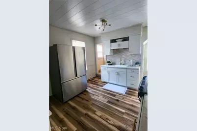 322 E 4th Street, Dover, OH 44622 - Photo 3