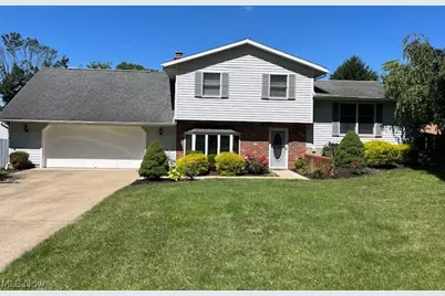 5523 Brewton Avenue NW, Canal Fulton, OH 44614 - Photo 1