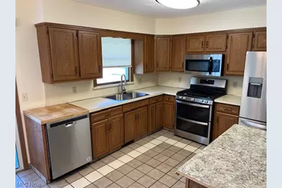 5523 Brewton Avenue NW, Canal Fulton, OH 44614 - Photo 5