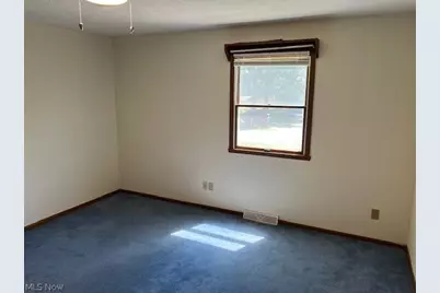 5523 Brewton Avenue NW, Canal Fulton, OH 44614 - Photo 9